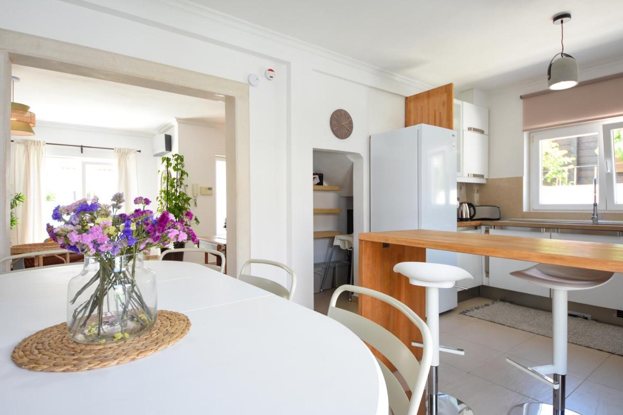 Aroeira Villa With Heated Pool By Golf Course, Beach And Lisbon מראה חיצוני תמונה