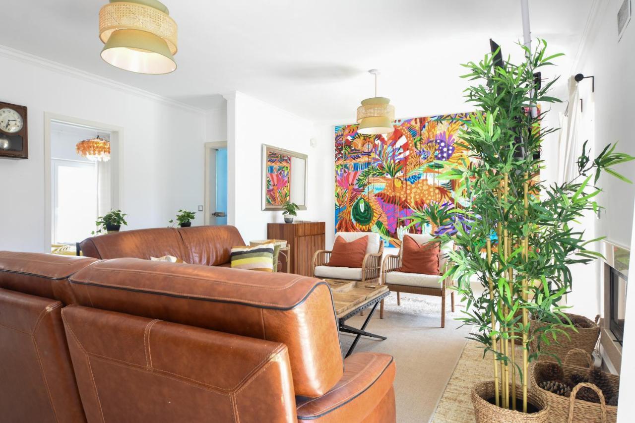 Aroeira Villa With Heated Pool By Golf Course, Beach And Lisbon מראה חיצוני תמונה