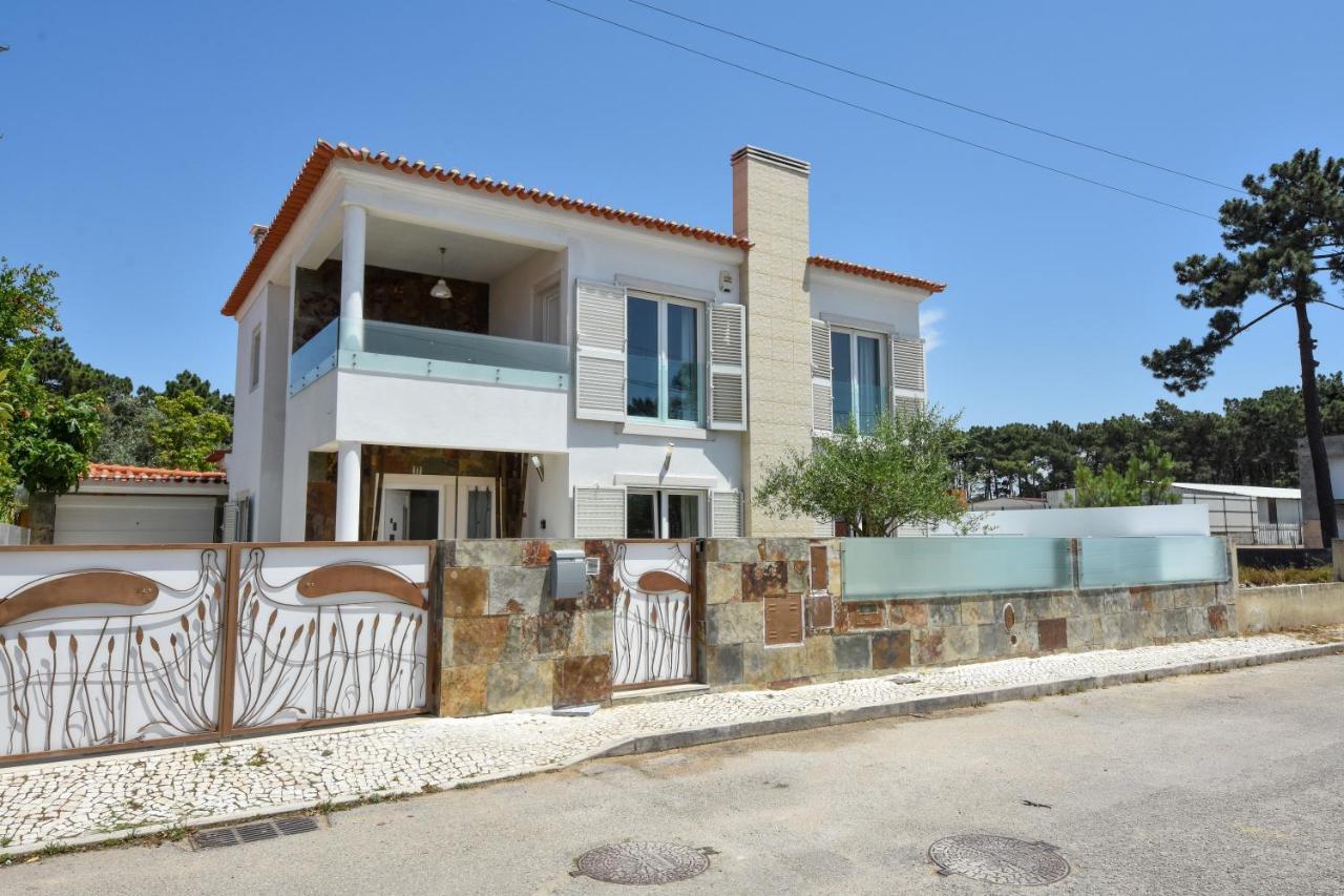 Aroeira Villa With Heated Pool By Golf Course, Beach And Lisbon מראה חיצוני תמונה