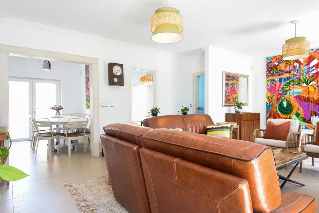 Aroeira Villa With Heated Pool By Golf Course, Beach And Lisbon מראה חיצוני תמונה
